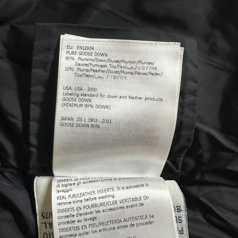 Moncler Kids Girls Puffer Jacket Coat, Black, Real Fur, Size 4 (104 cm) - Picture 4 of 9